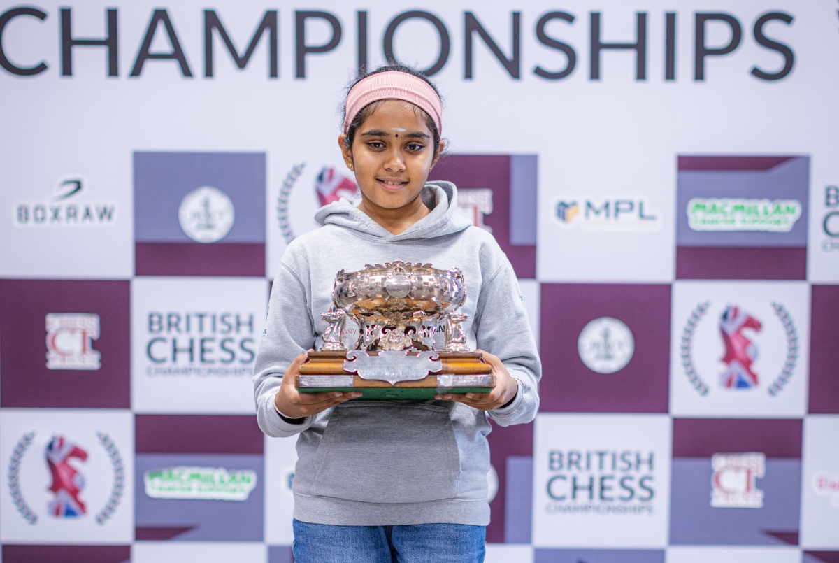 Bodhana Sivanandan holding the British women’s championship trophy at the 2026 British Chess Championships